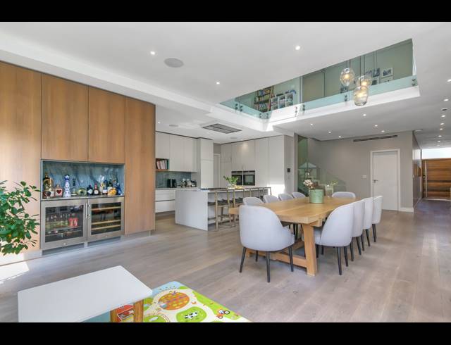 4 BEDROOM CLUSTER FOR SALE IN SUNSET ACRES
